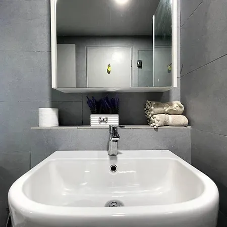 Oceanview Oasis Suite Jesselton Quay 海景优雅豪华公寓 Kota Kinabalu Exterior photo