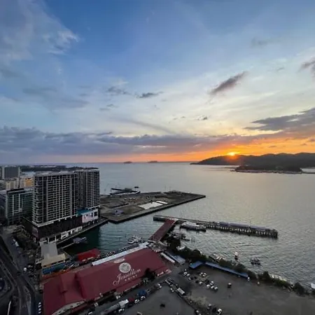 Oceanview Oasis Suite Jesselton Quay 海景优雅豪华公寓 Kota Kinabalu Exterior photo