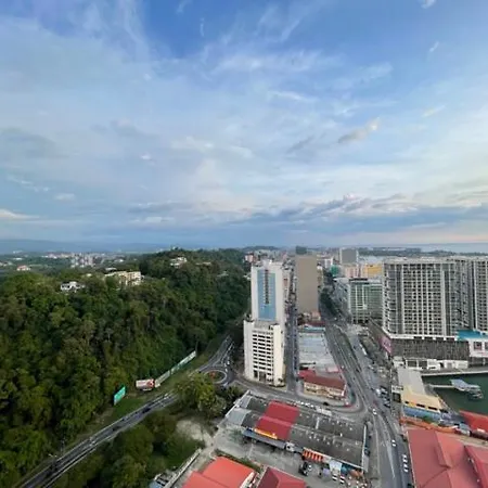 Oceanview Oasis Suite Jesselton Quay 海景优雅豪华公寓 Kota Kinabalu Exterior photo