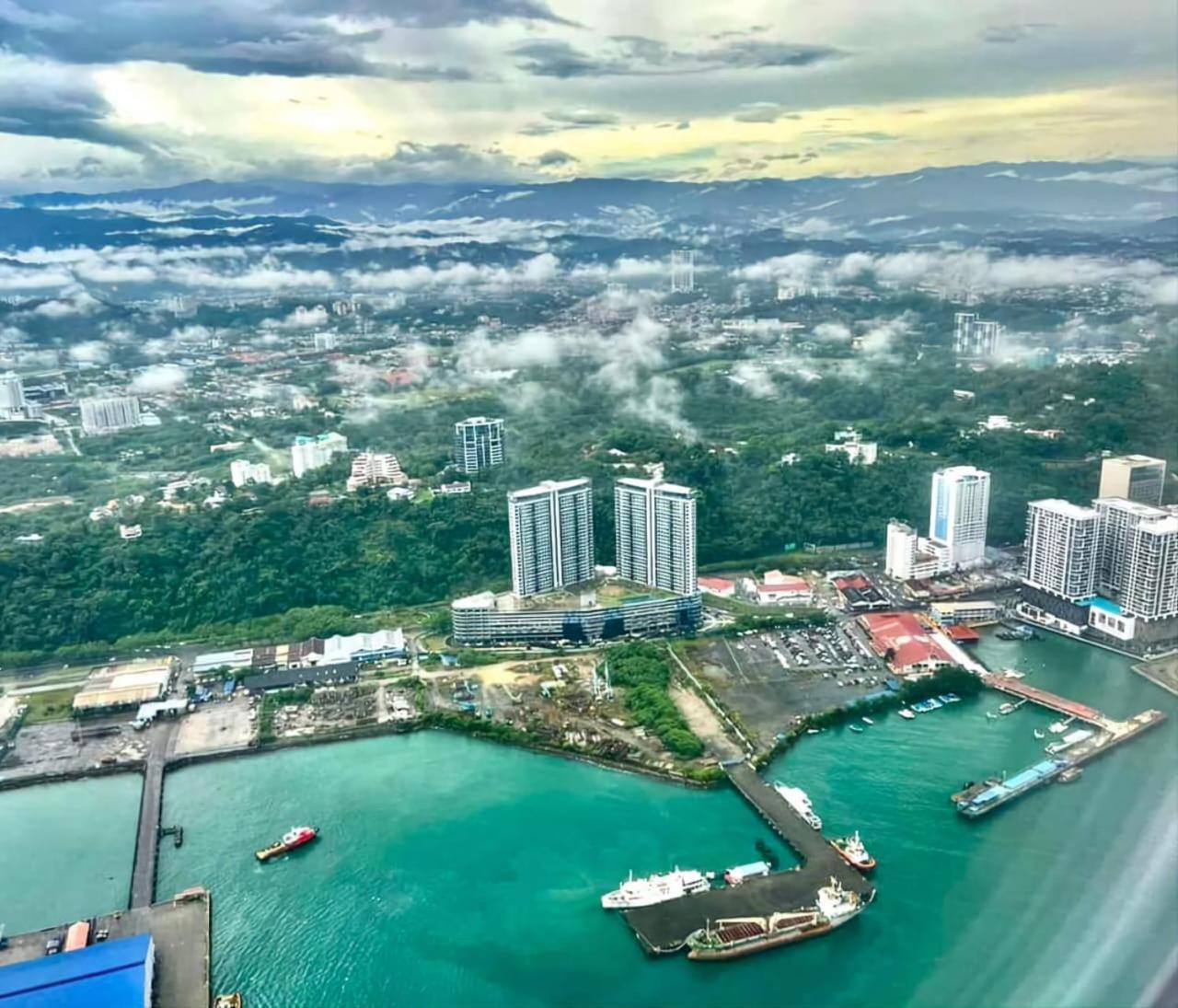 Oceanview Oasis Jesselton Quay 海景优雅豪华公寓 Apartment